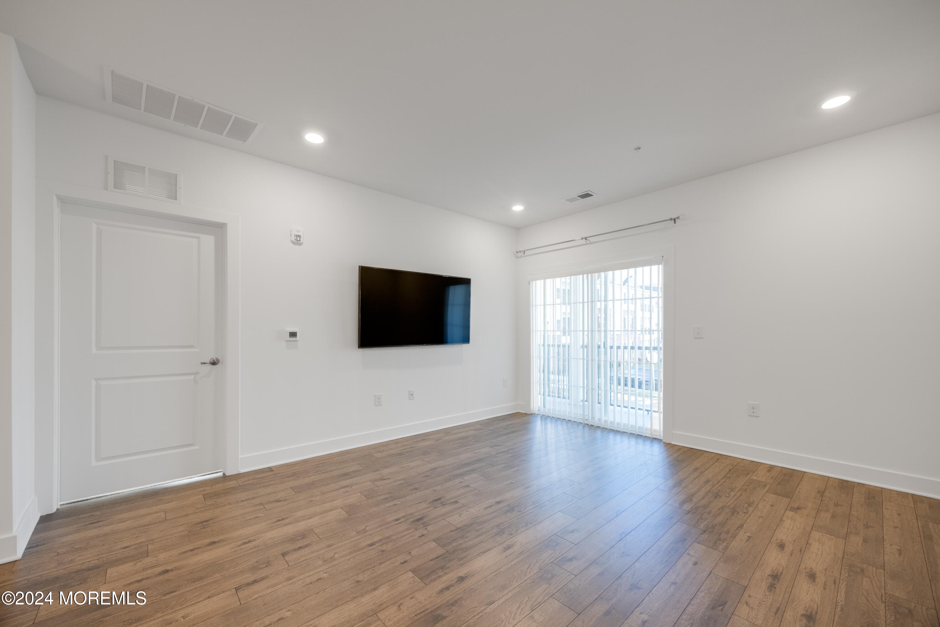 527 Tavern Road