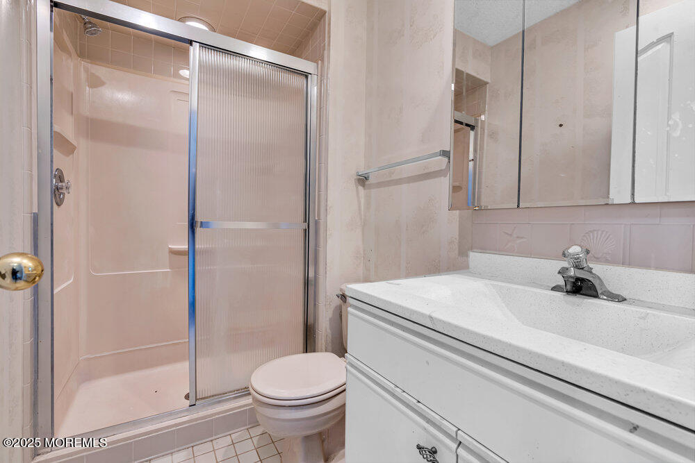 255 Shore Drive 12