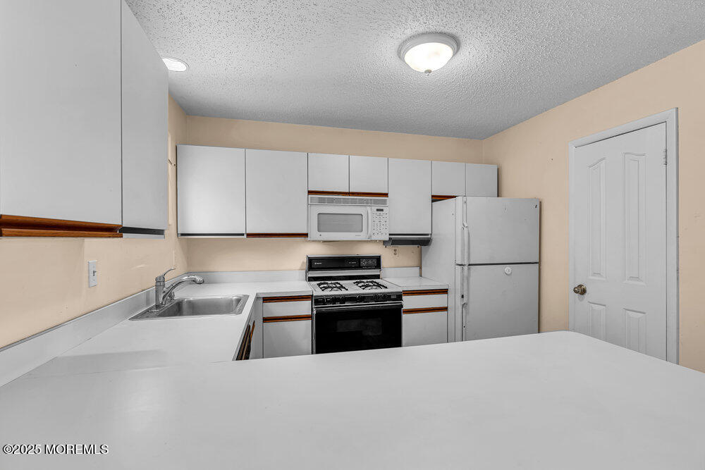 255 Shore Drive 12