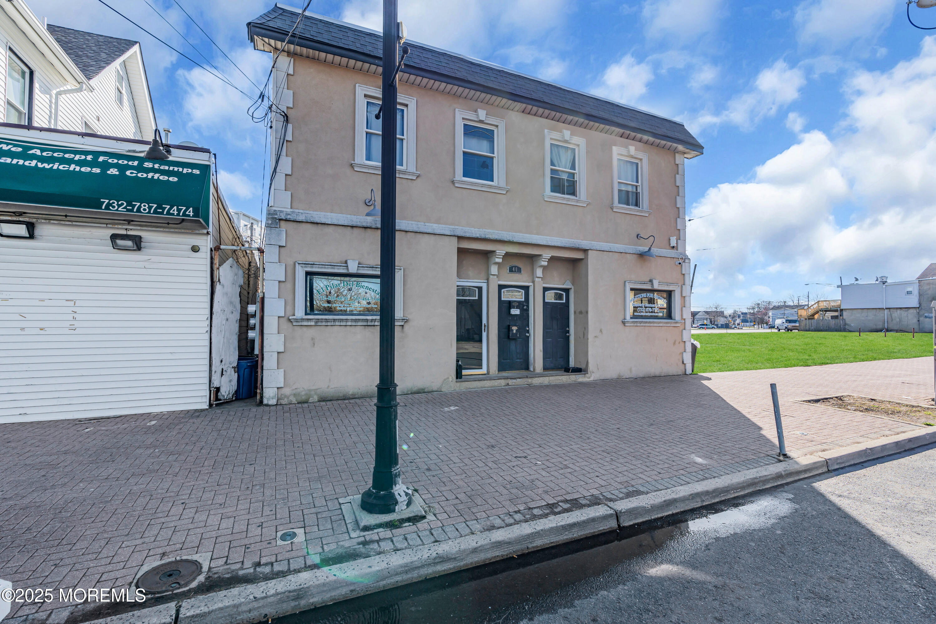 40 Carr Avenue D