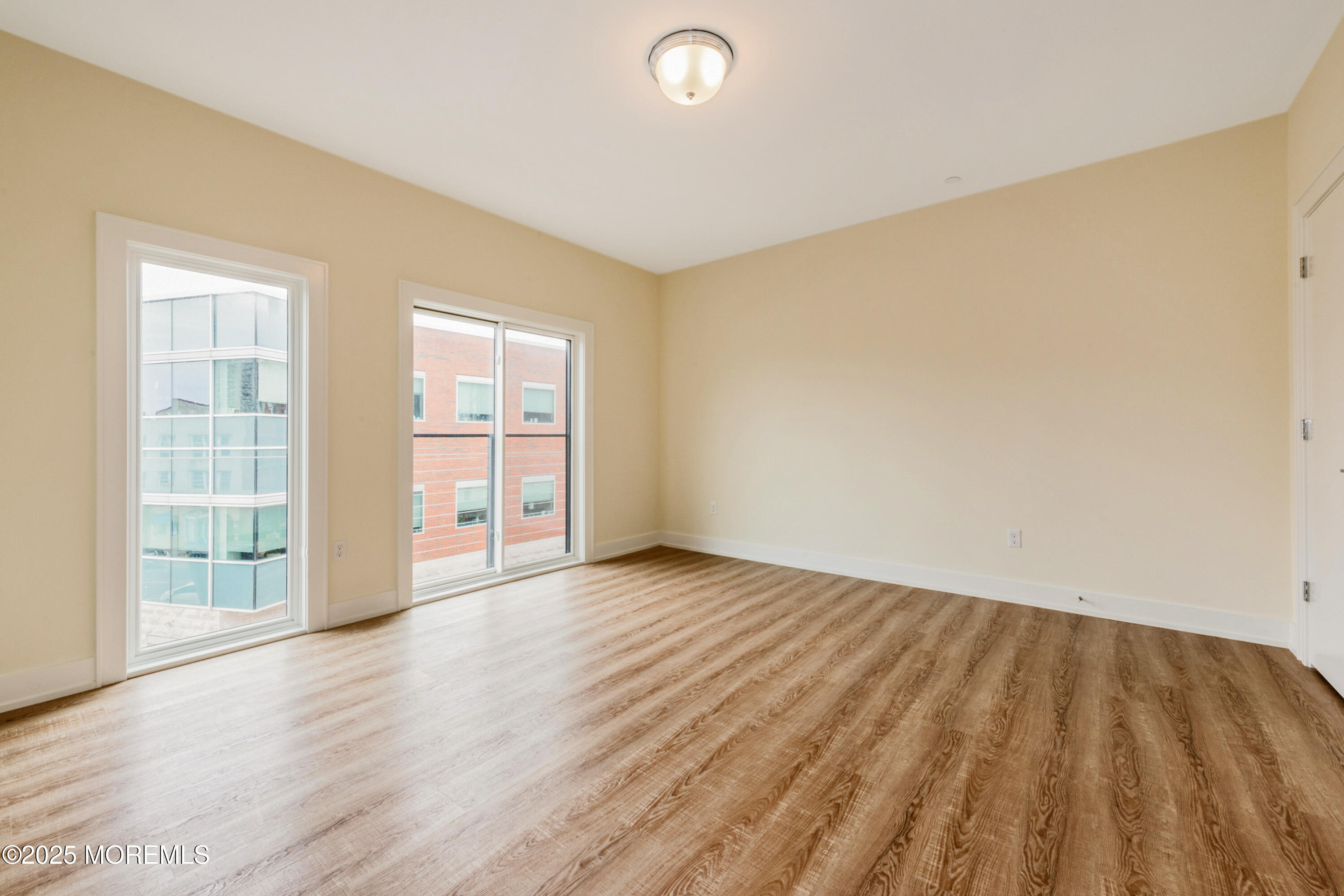 700 Bangs Avenue 302