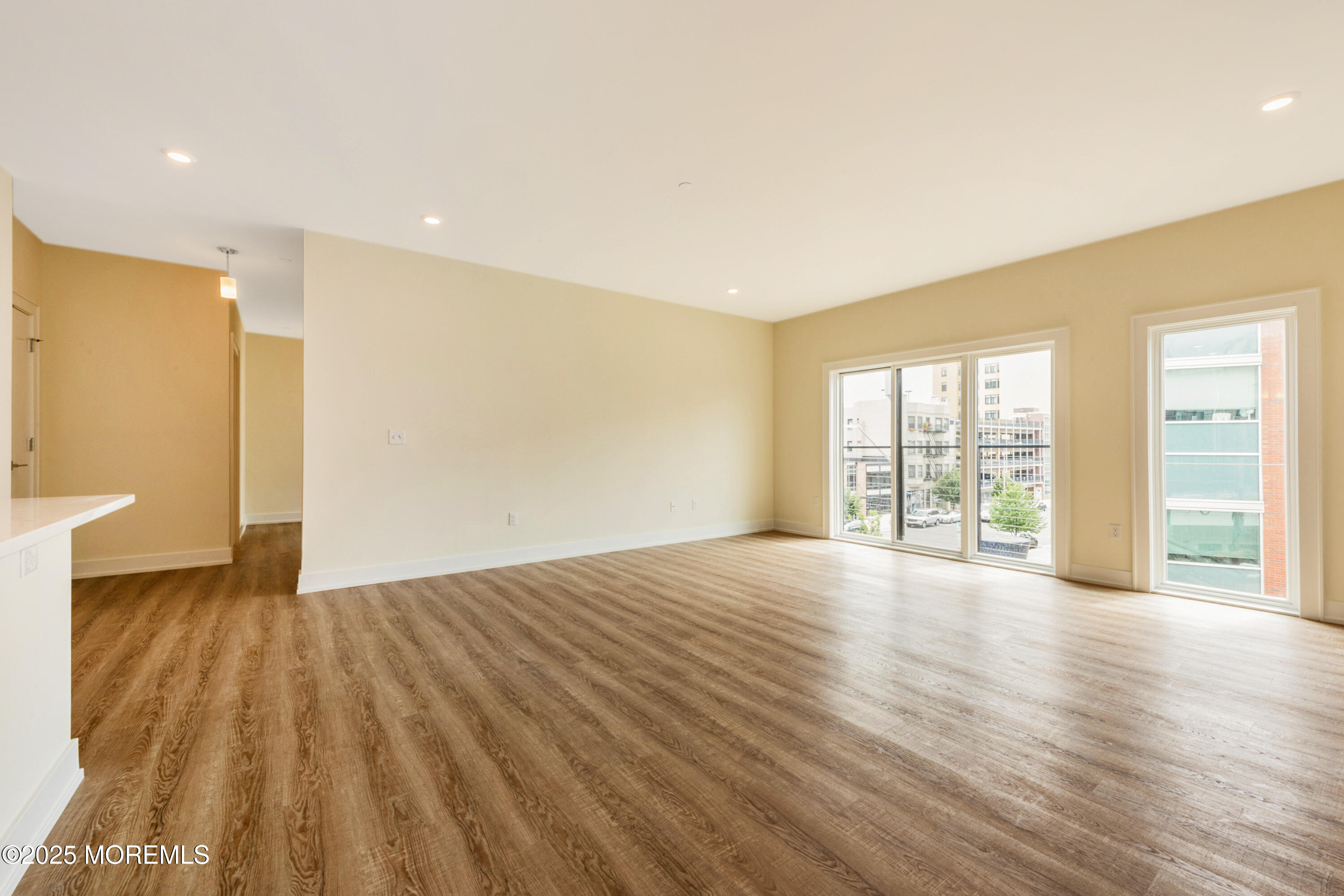 700 Bangs Avenue 302