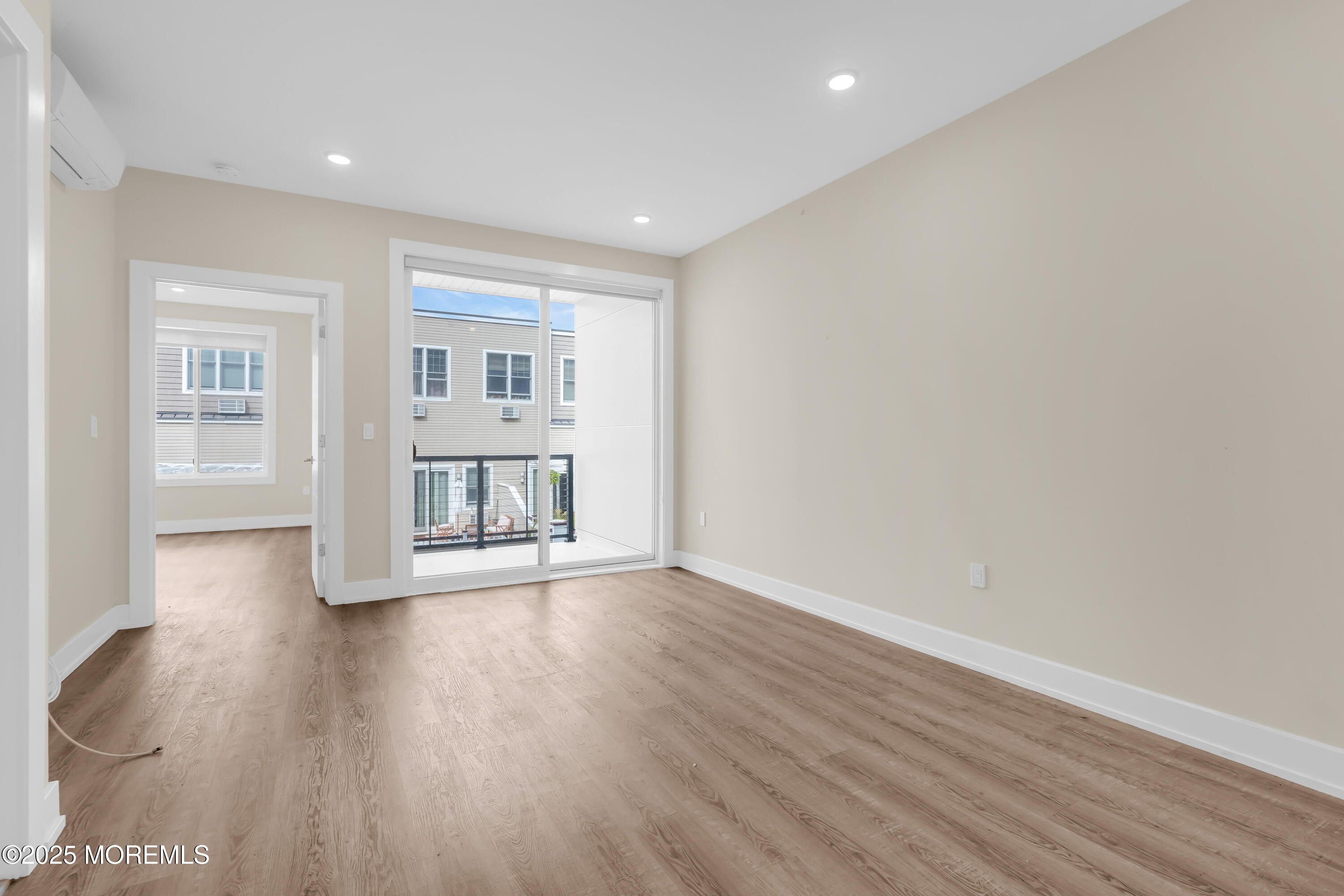 521 Lake Avenue 408