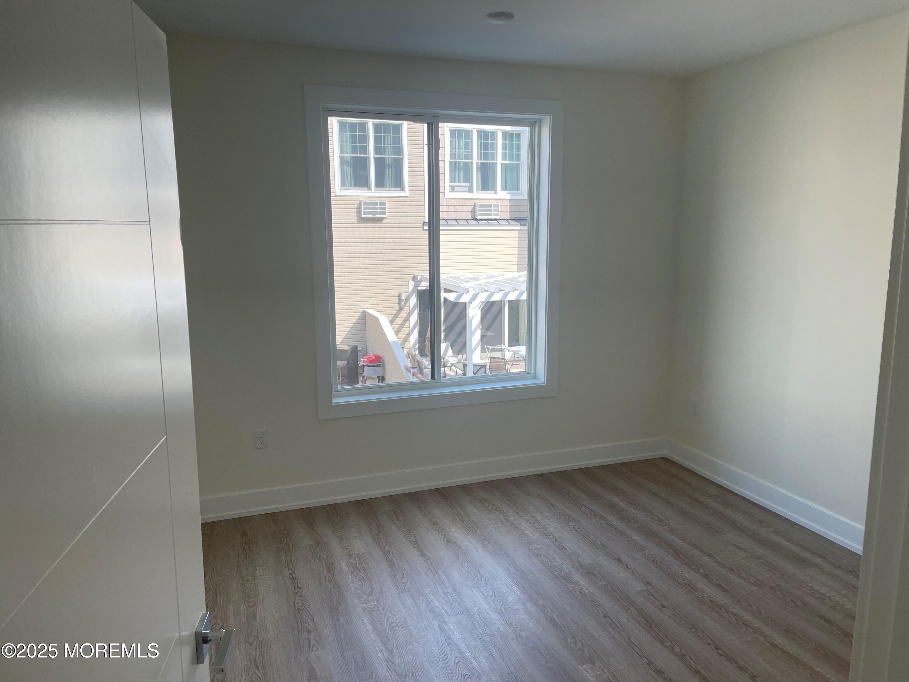 521 Lake Avenue 408