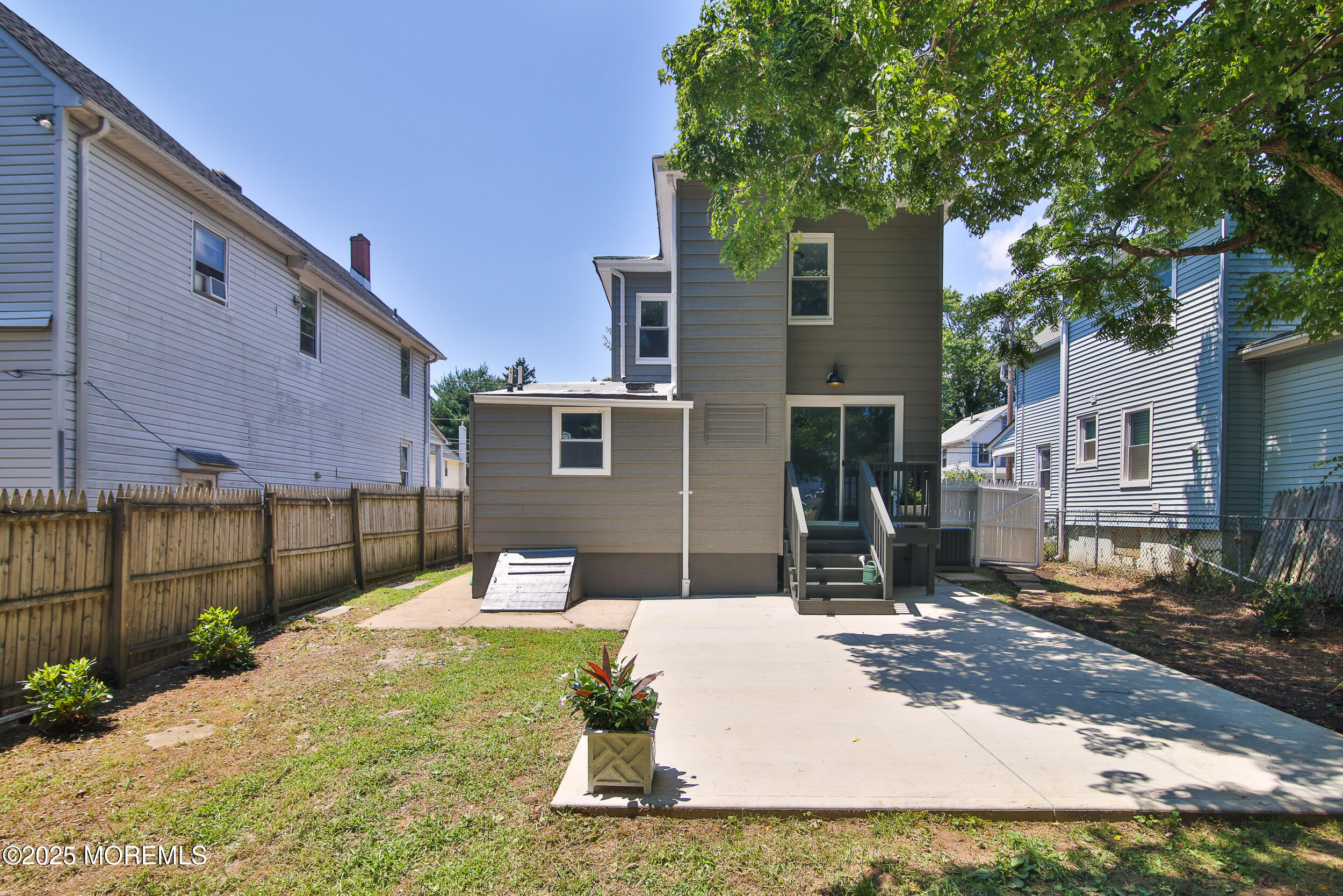 30 Conover Street