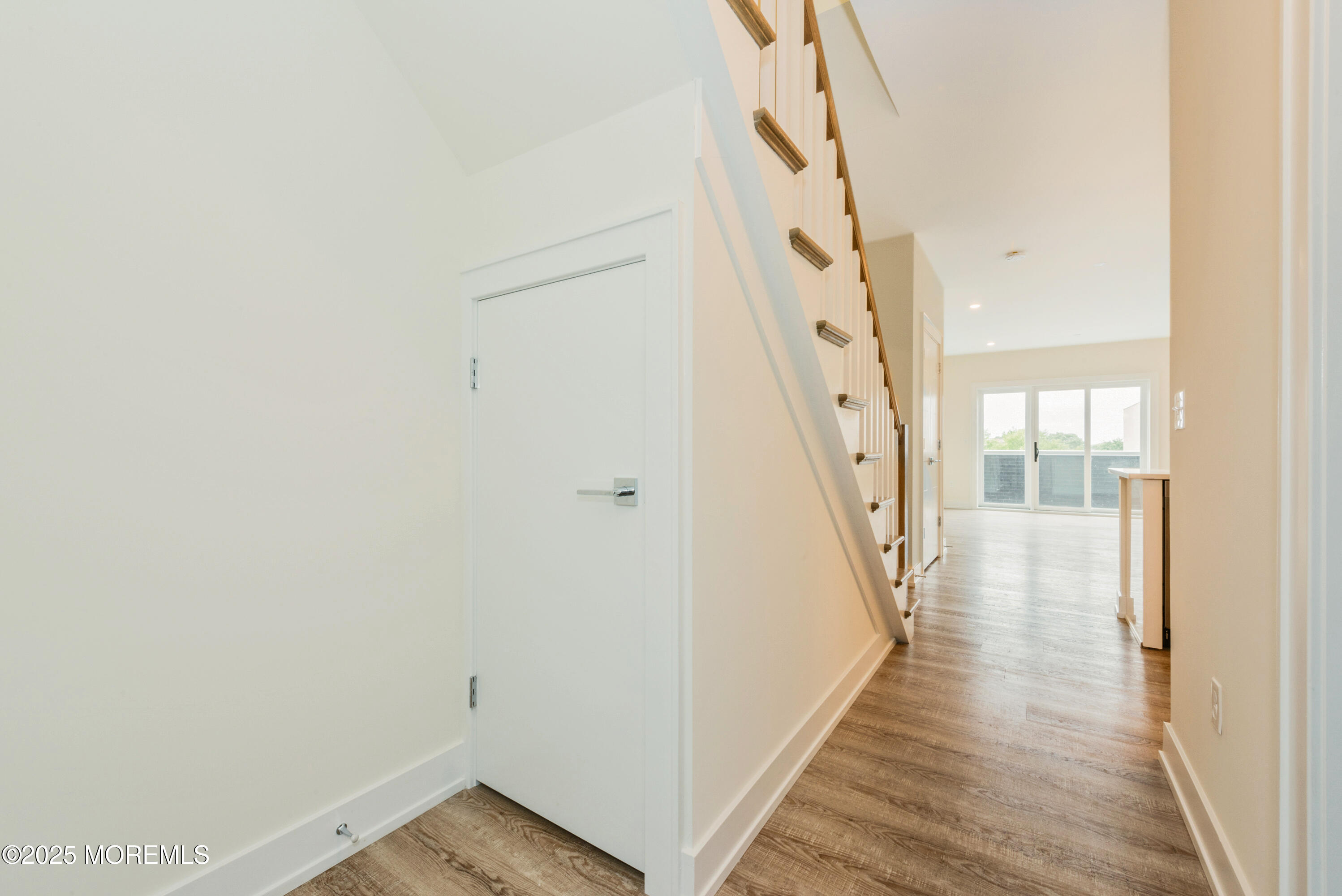 700 Bangs Avenue 408