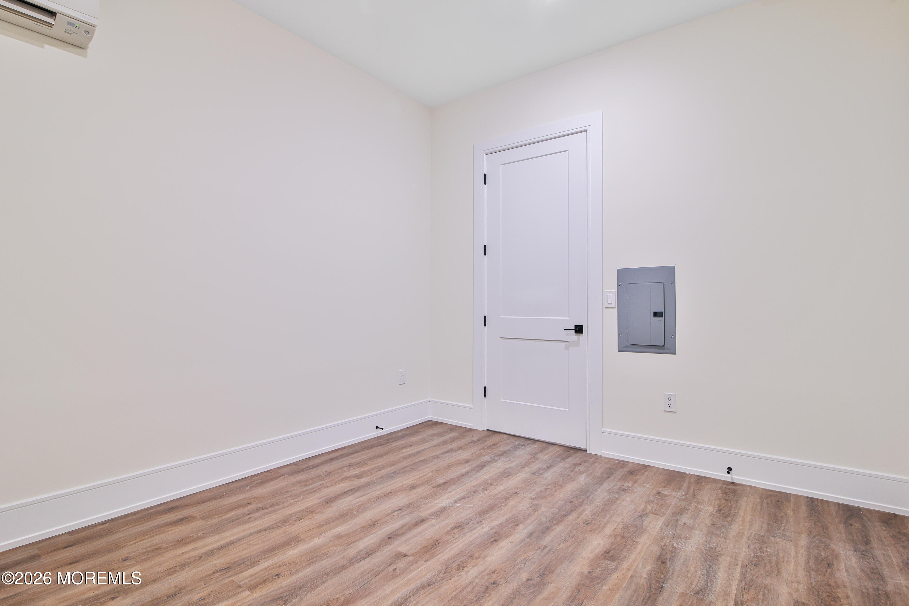 527 Bangs Avenue 412
