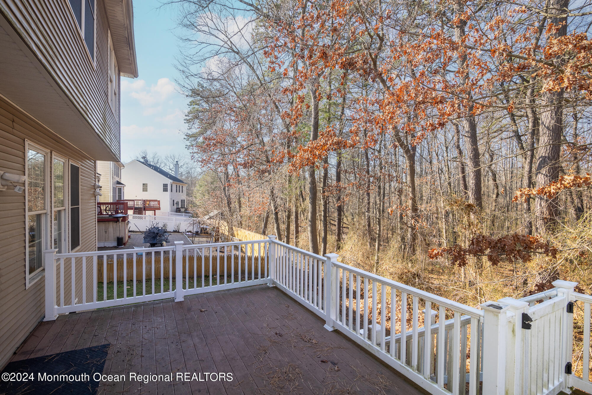 4 Timber Grove Court