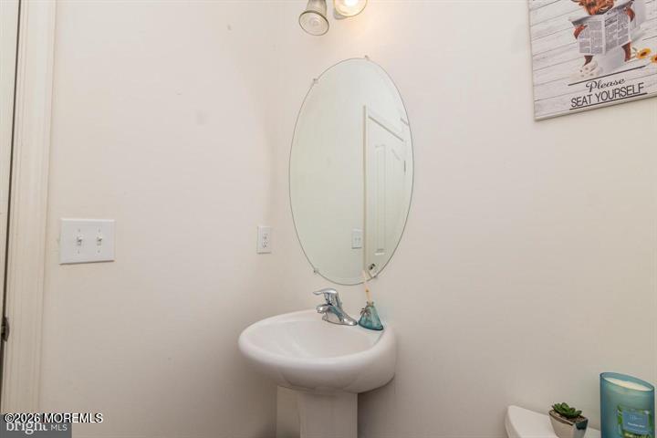 109 Creekside Way