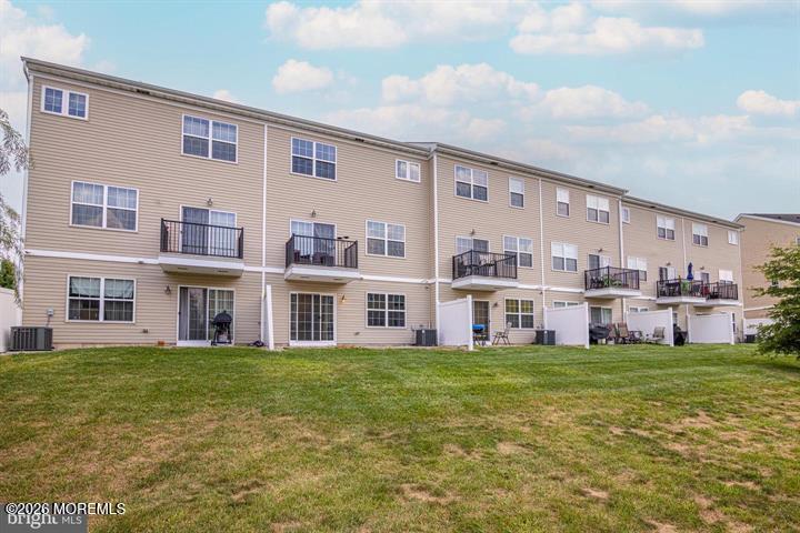 109 Creekside Way