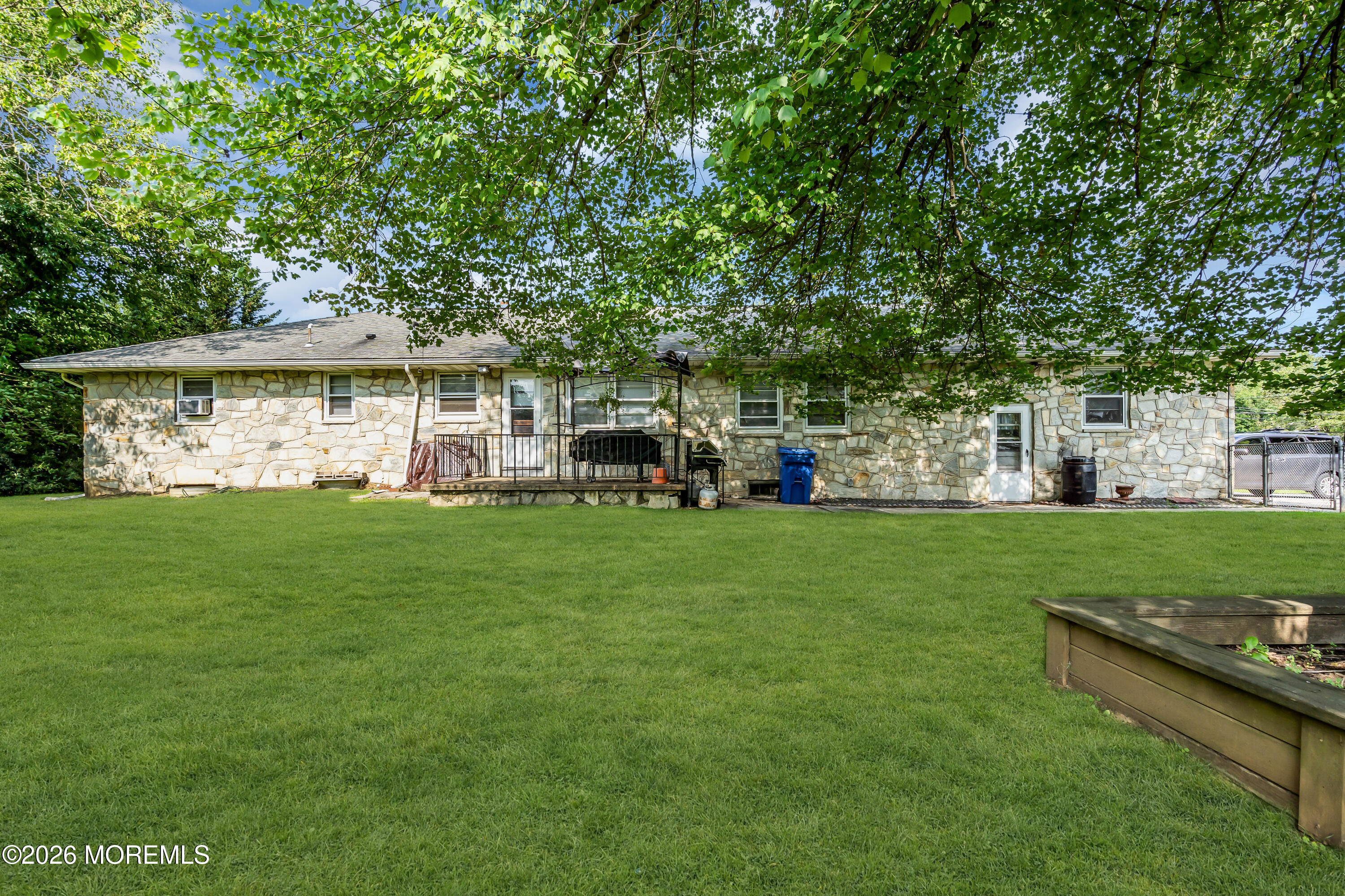 556 Spotswood Englishtown Road