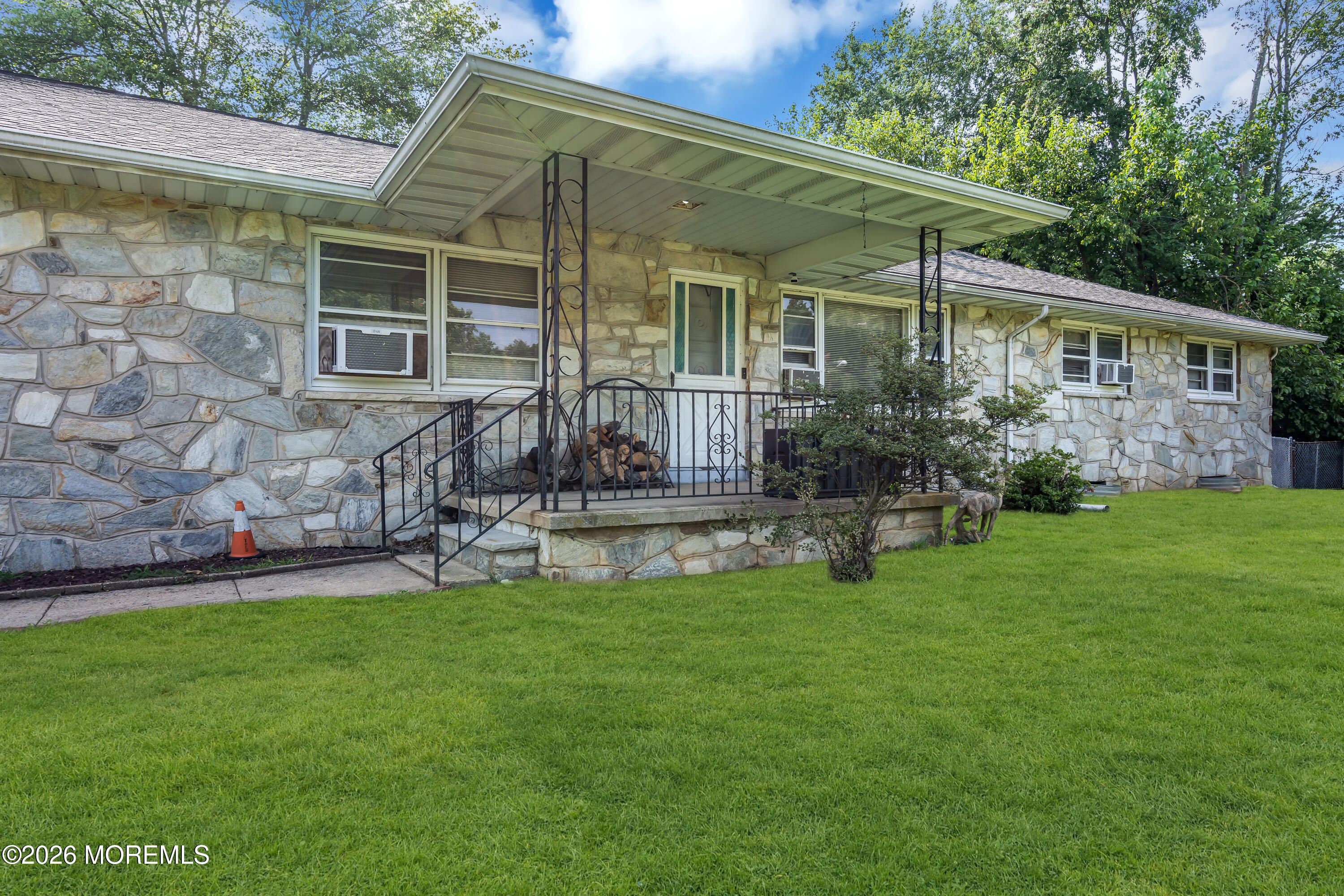 556 Spotswood Englishtown Road