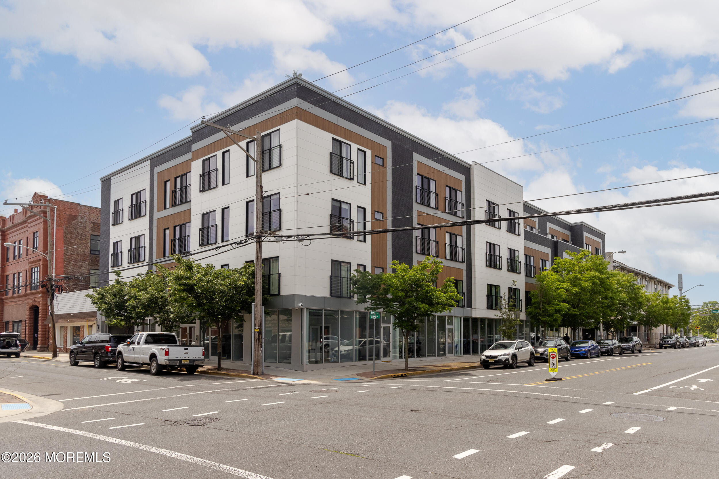 700 Bangs Avenue 208