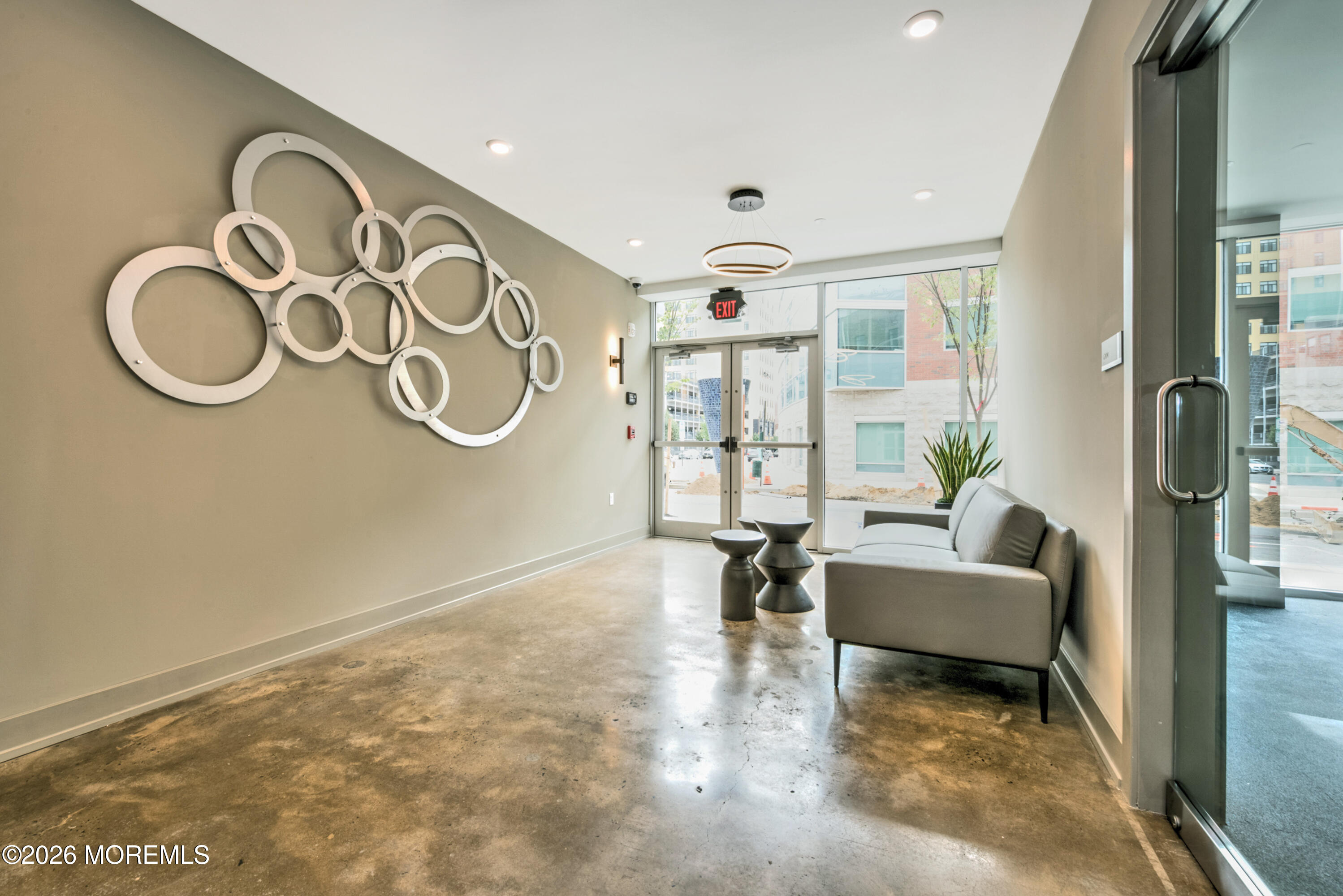 700 Bangs Avenue 208