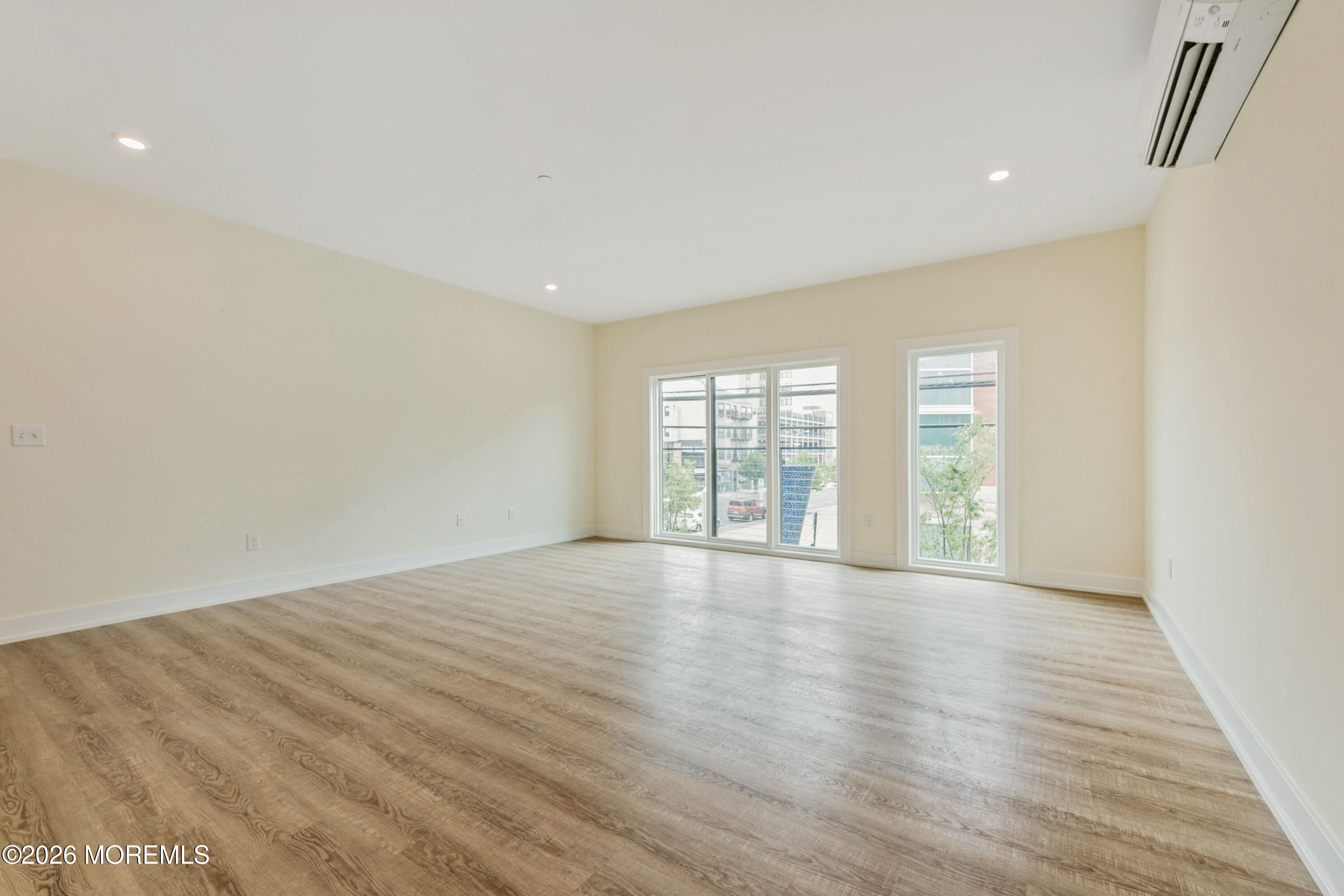 700 Bangs Avenue 207