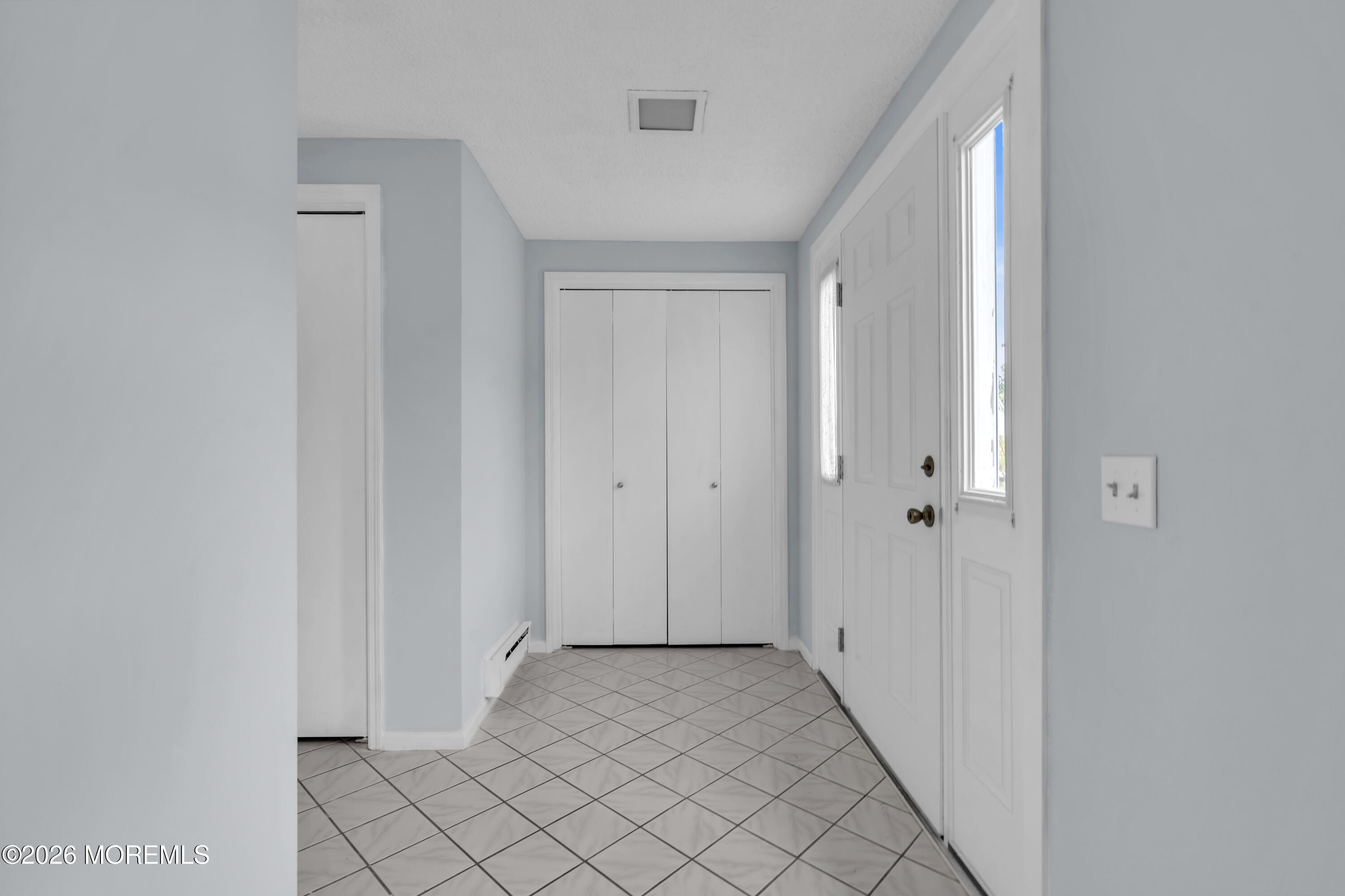452 Roxbury Lane A
