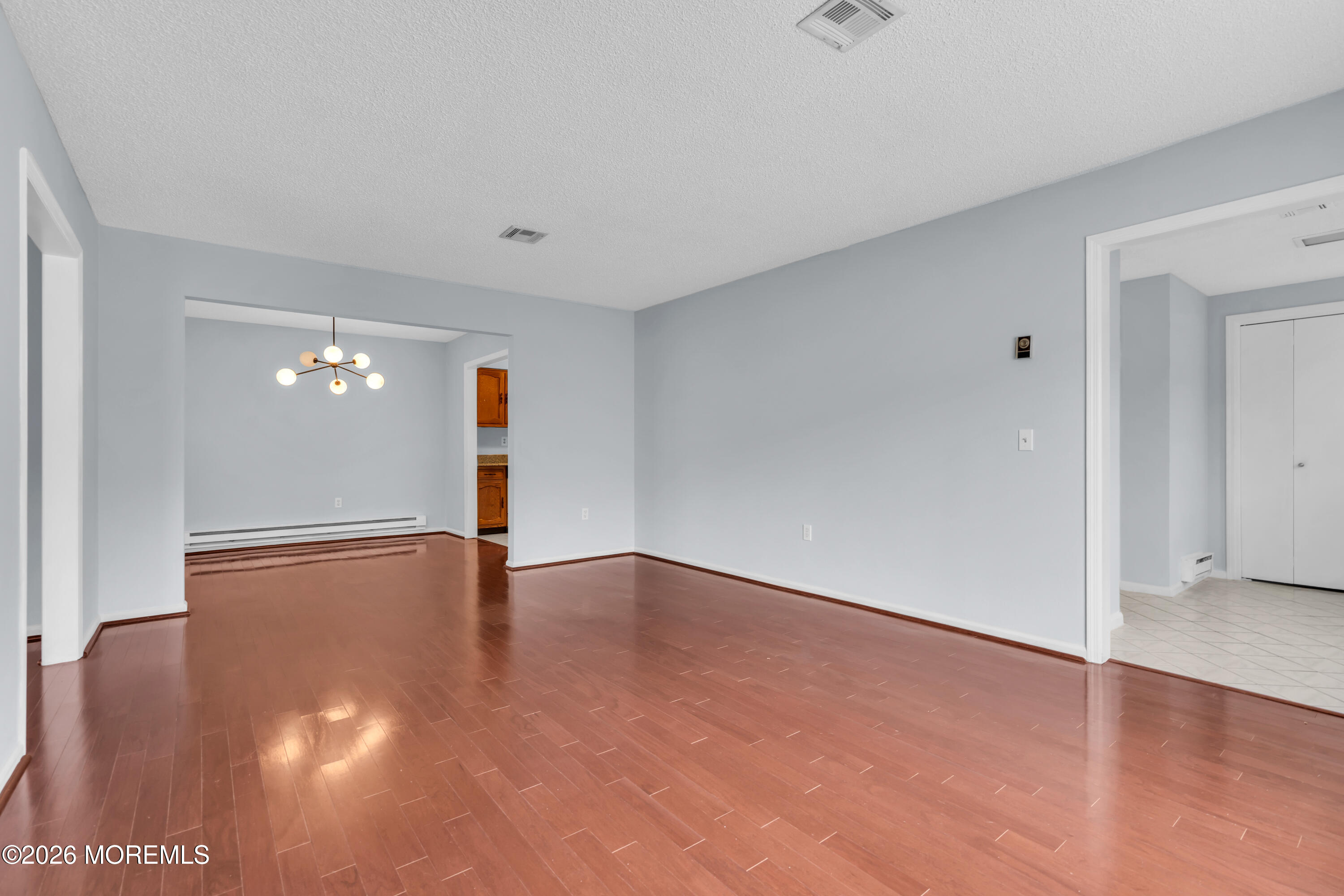452 Roxbury Lane A