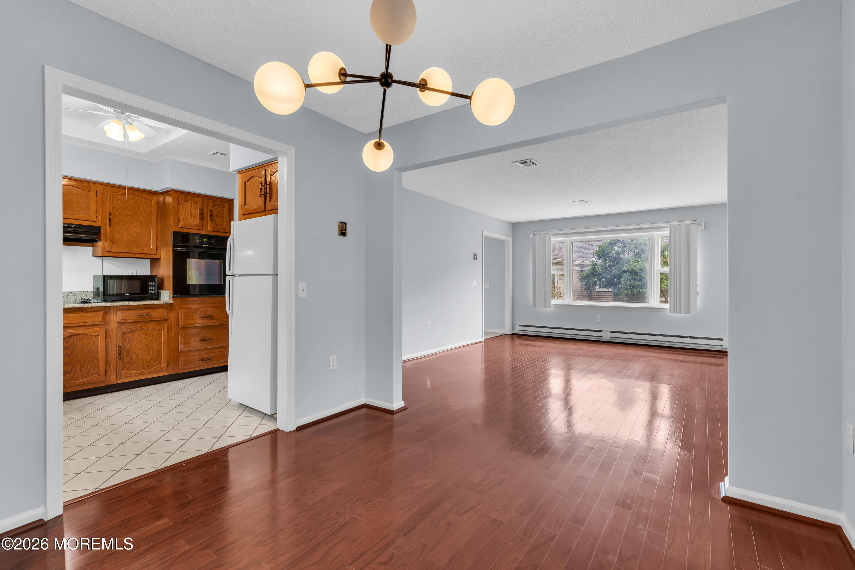 452 Roxbury Lane A