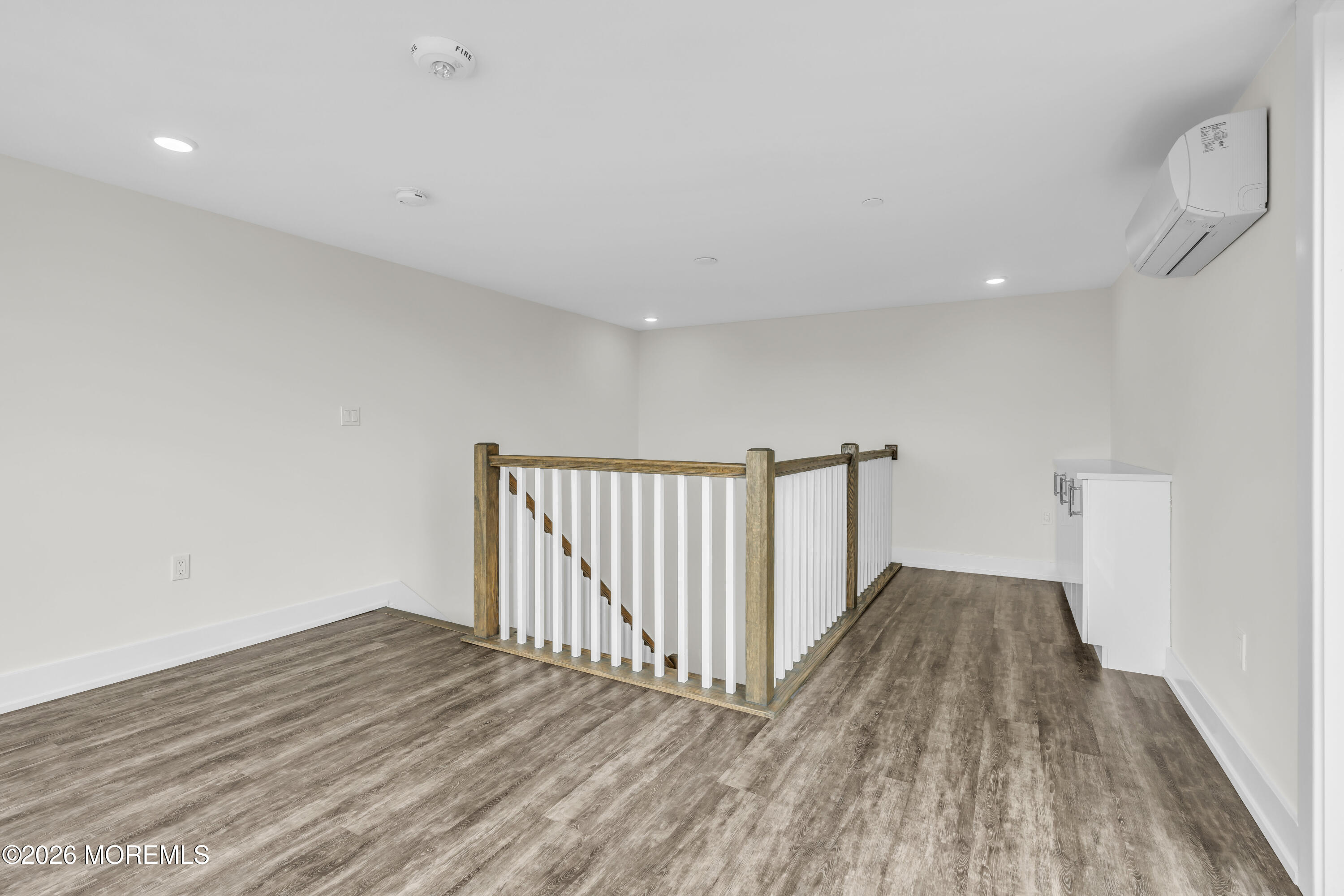 521 Lake Avenue 504