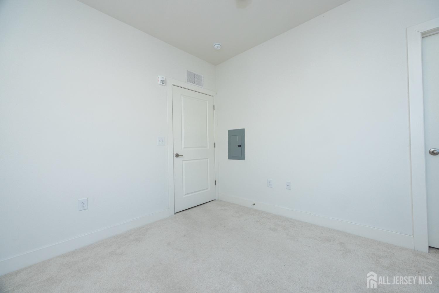 527 Tavern Road