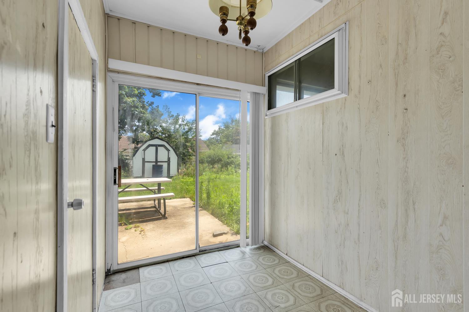 106 Kendall Drive