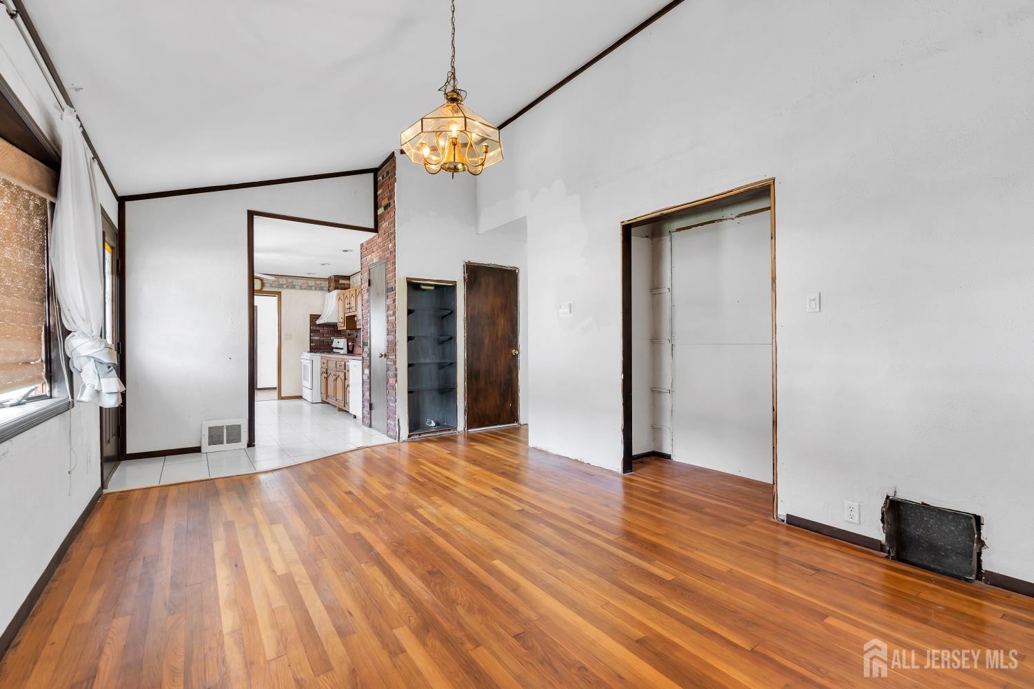 106 Kendall Drive