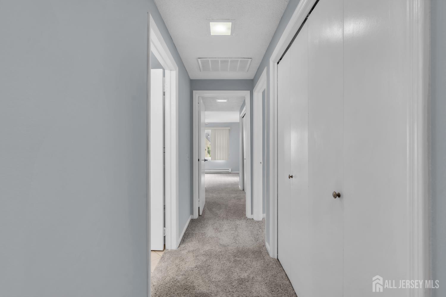 452-A Roxbury Lane