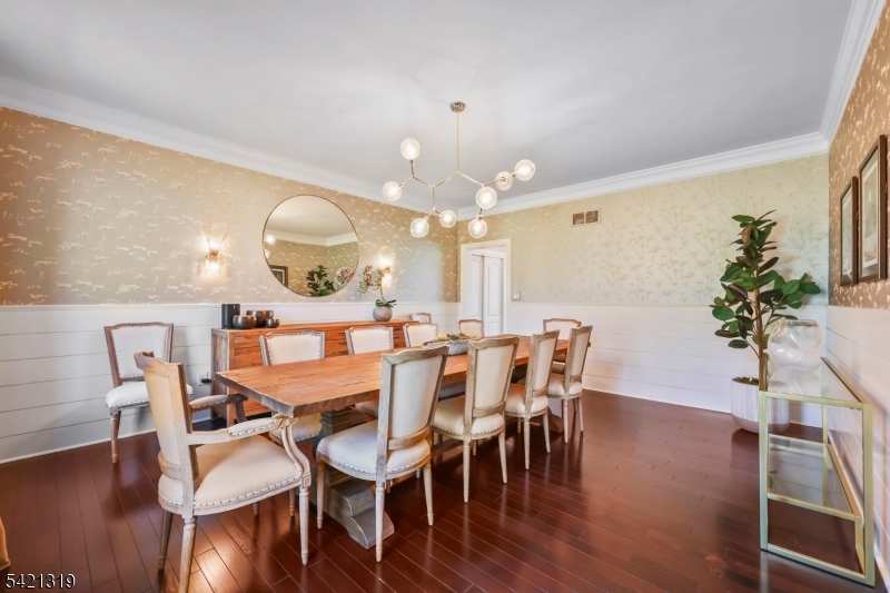 12 Skyline Dr