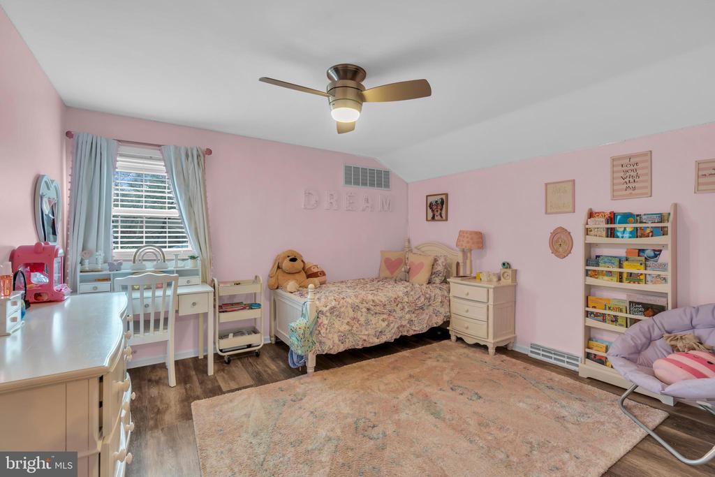264 SUNNY JIM DRIVE