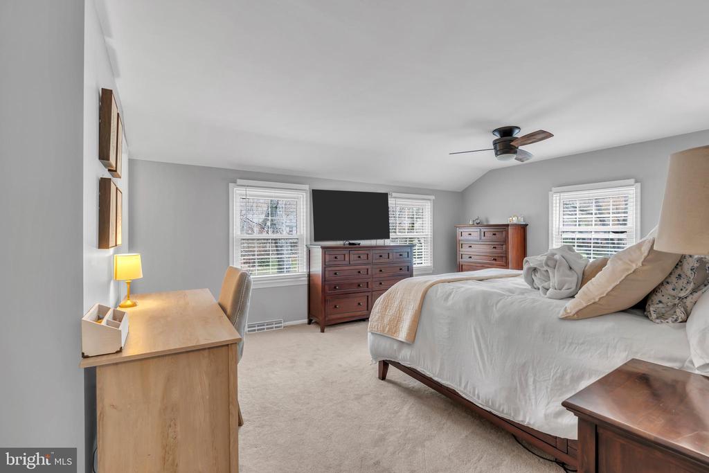264 SUNNY JIM DRIVE