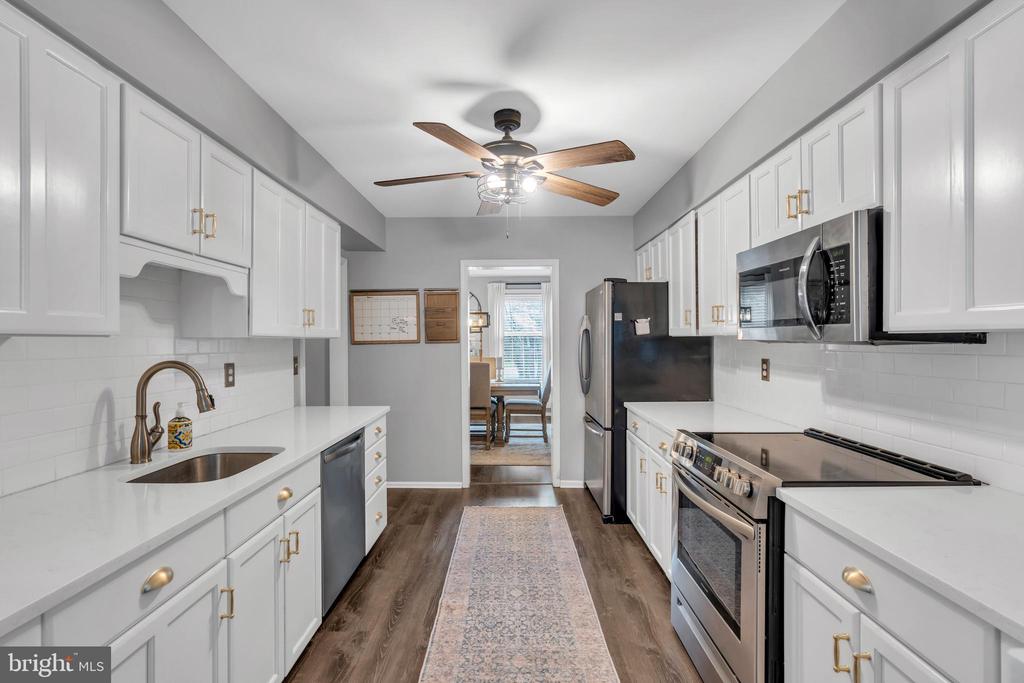 264 SUNNY JIM DRIVE