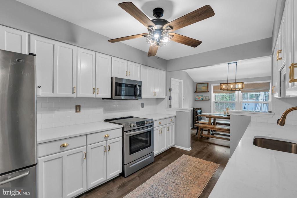 264 SUNNY JIM DRIVE