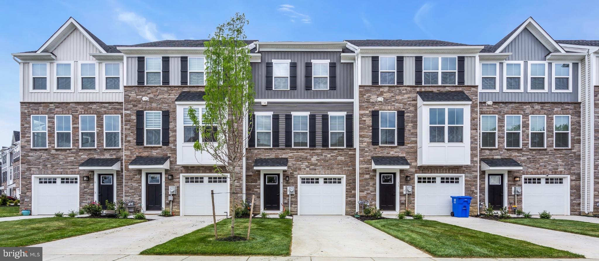 9 FOXWOOD DRIVE