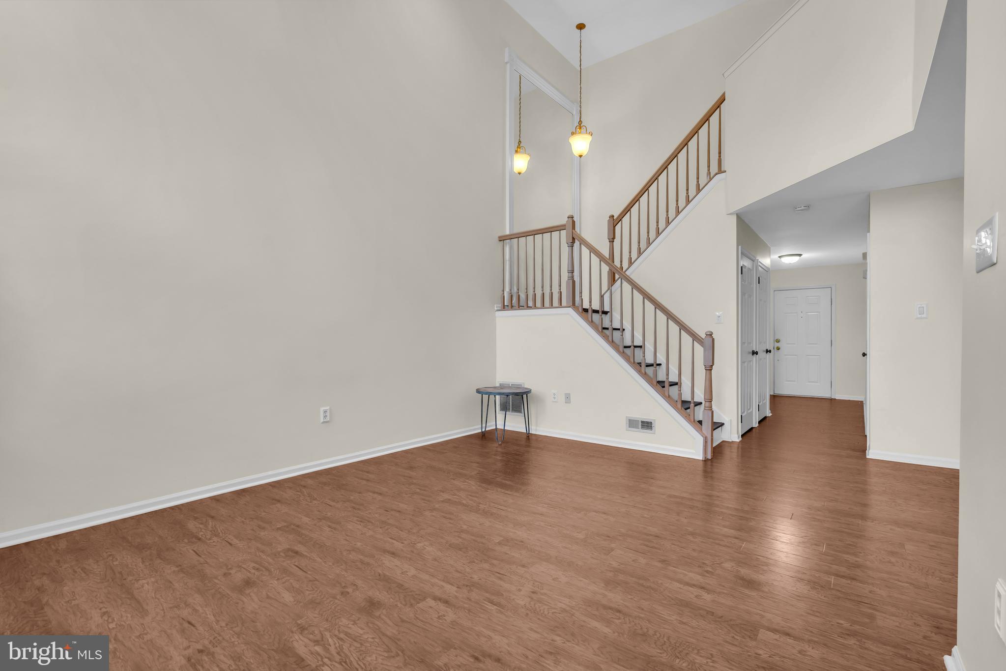 21 VALLEYBROOK COURT