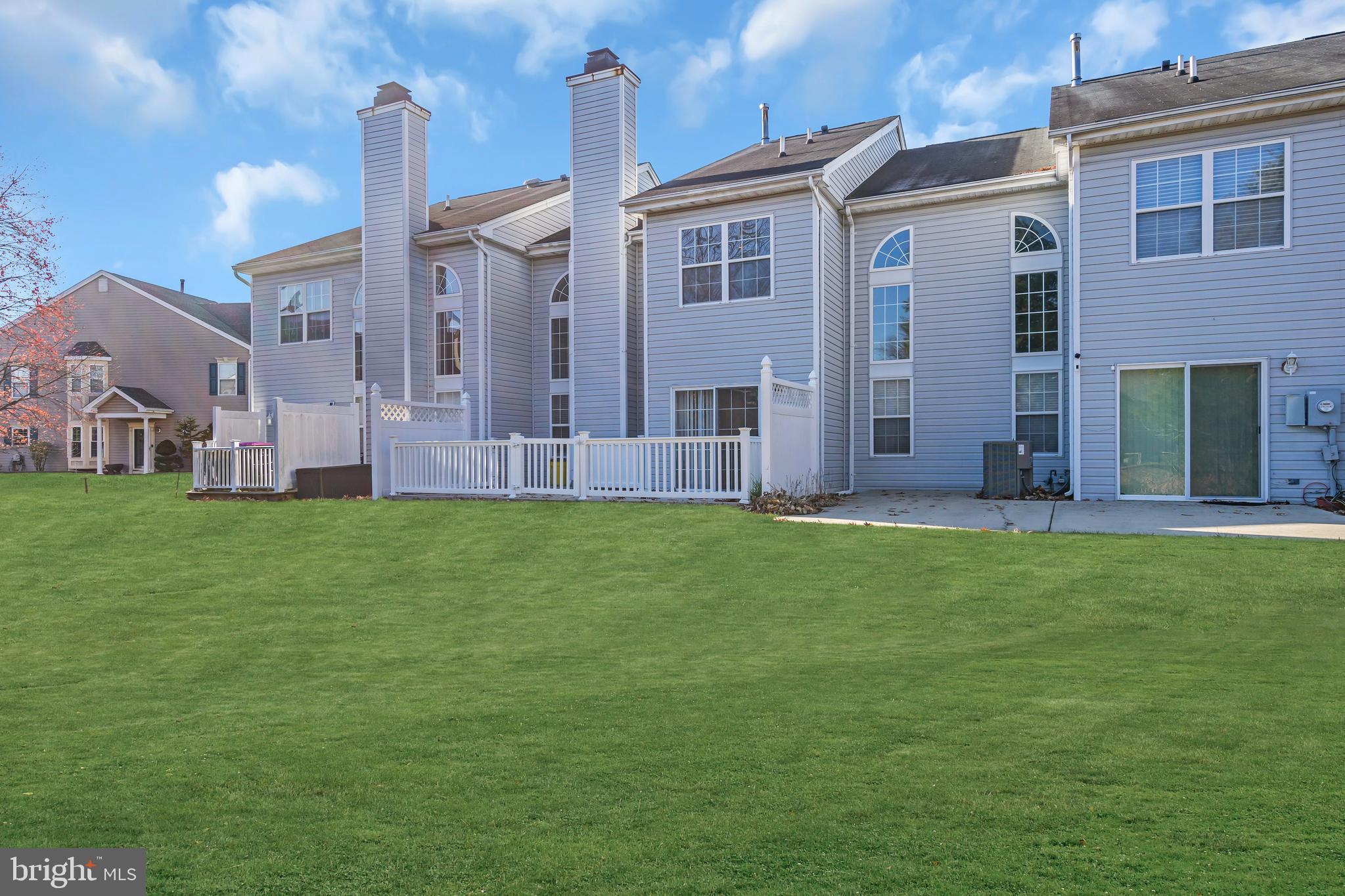 21 VALLEYBROOK COURT