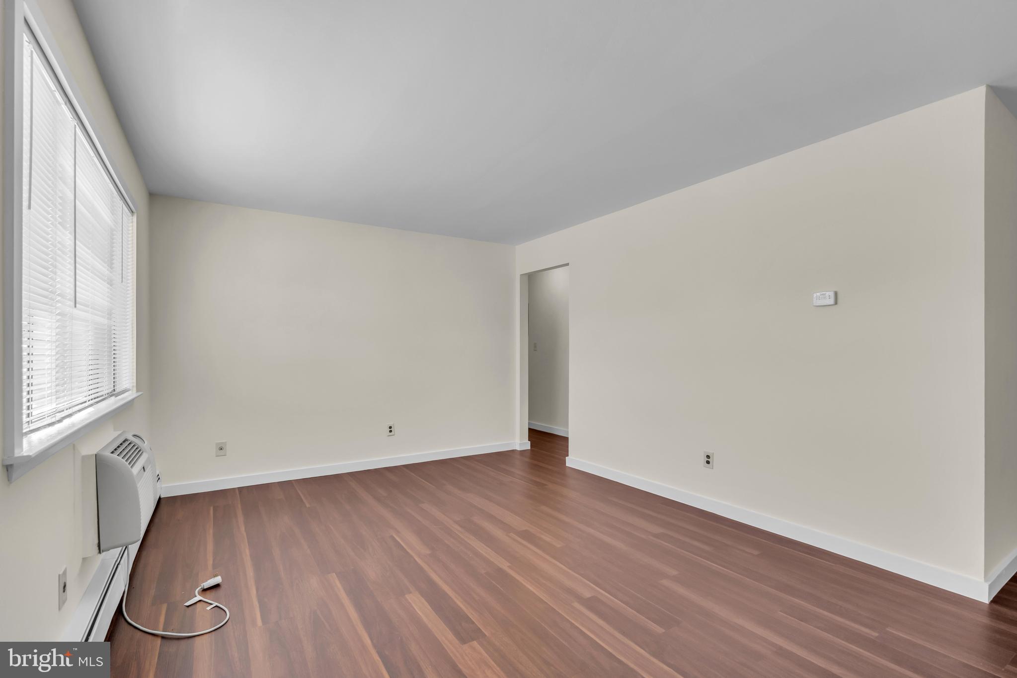 1228 CRICKET LANE