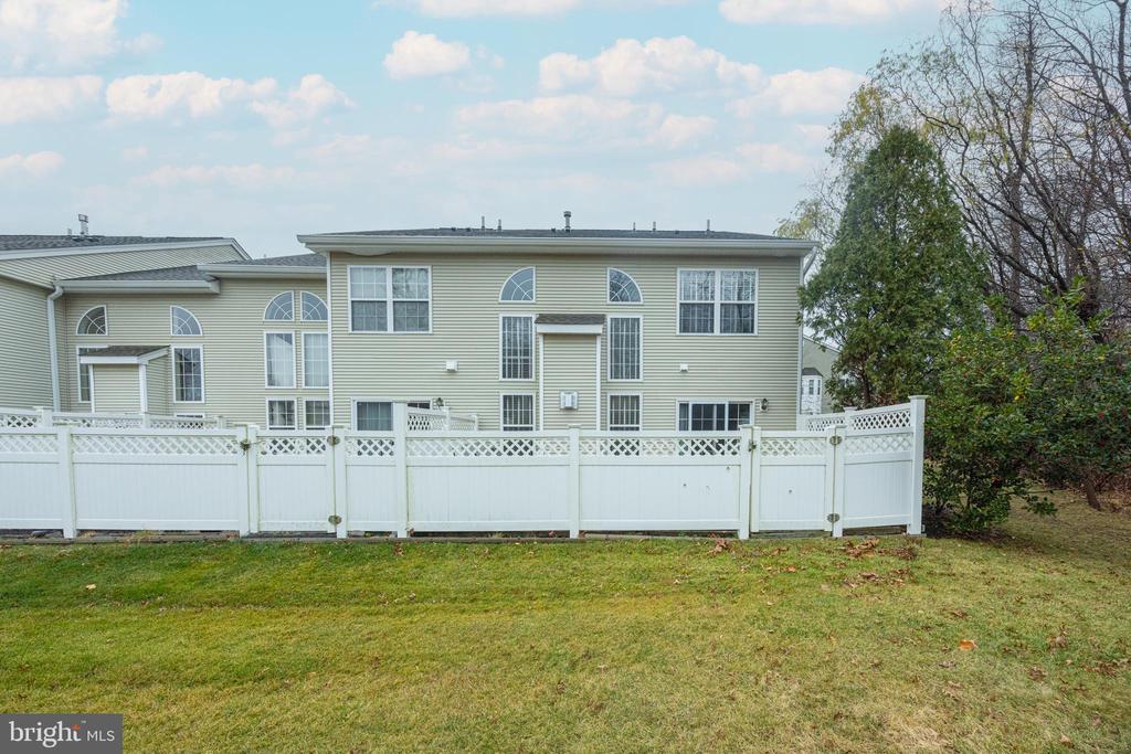 204 PARK KNOLL