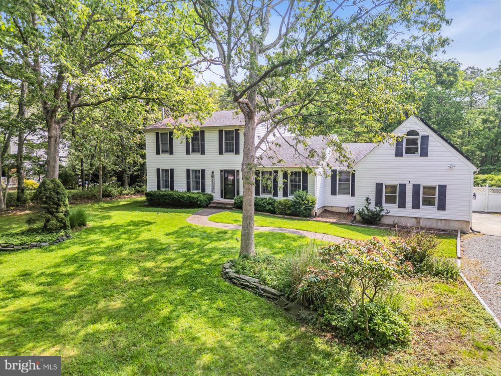 12 STAGECOACH DRIVE