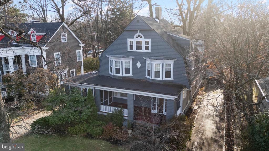 19 BERKELEY PLACE
