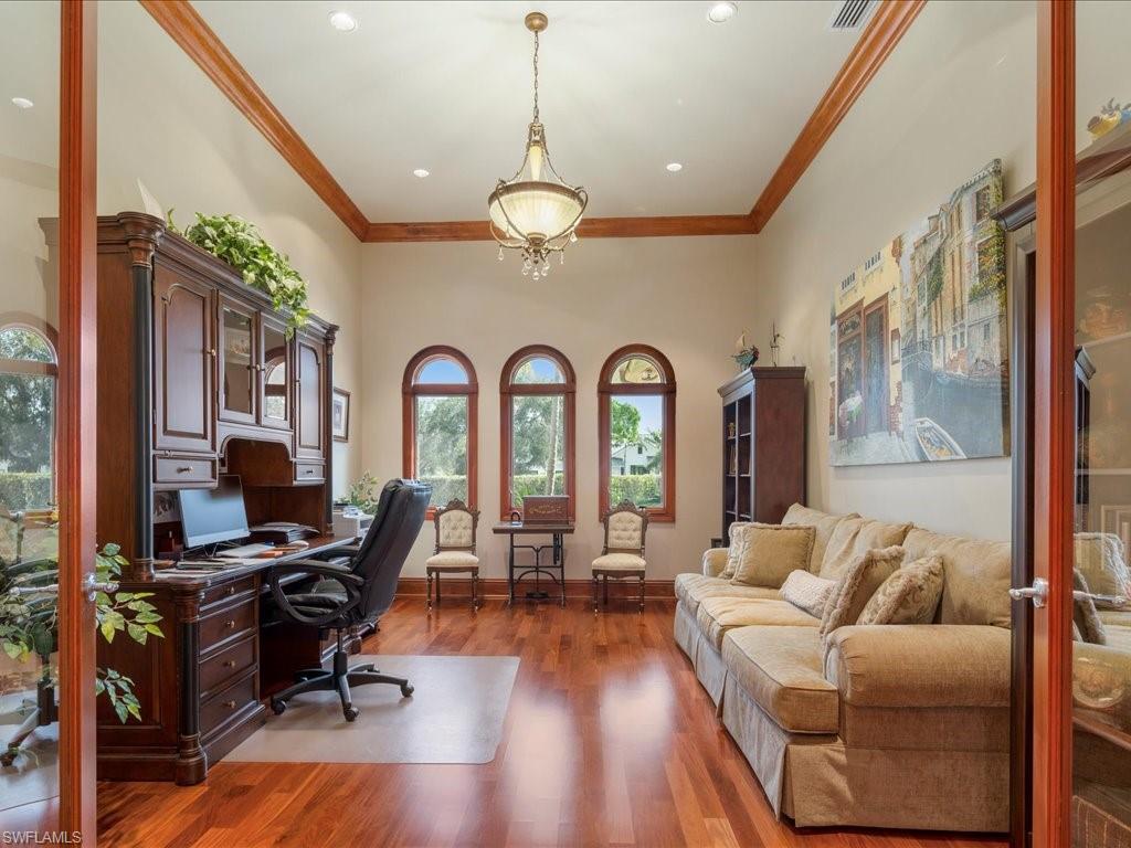 741 Hickory RD