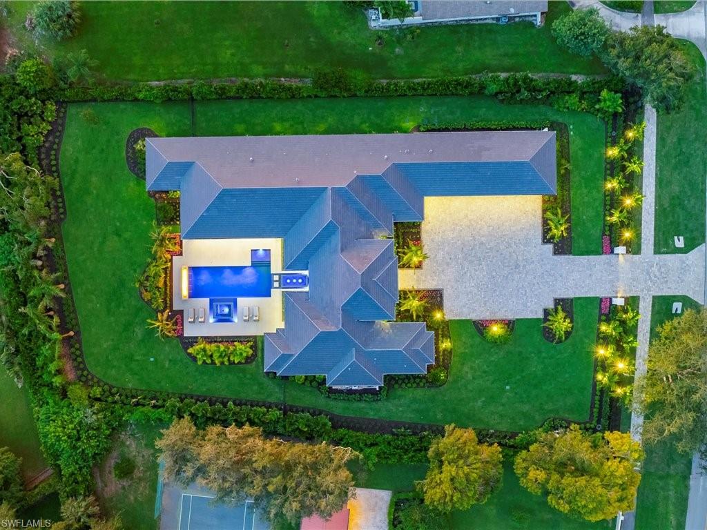 208 Hickory RD