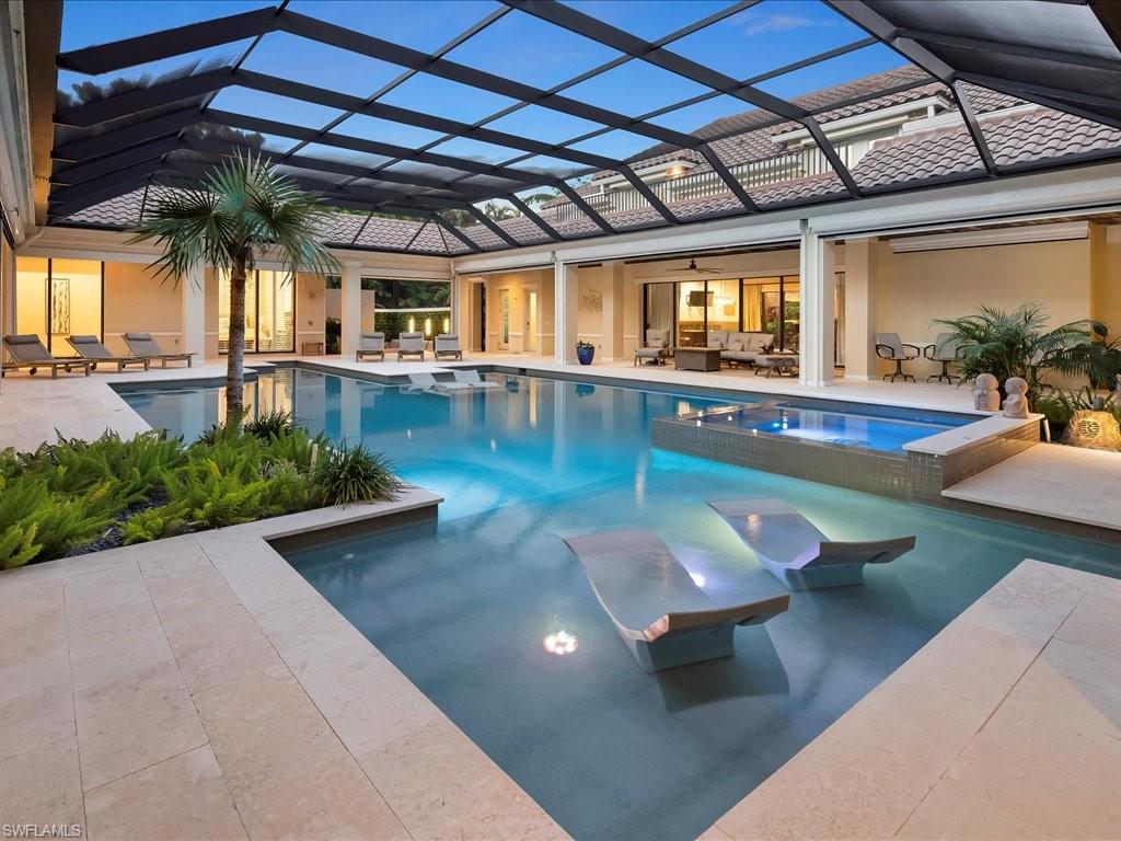 656 Hickory RD, NAPLES