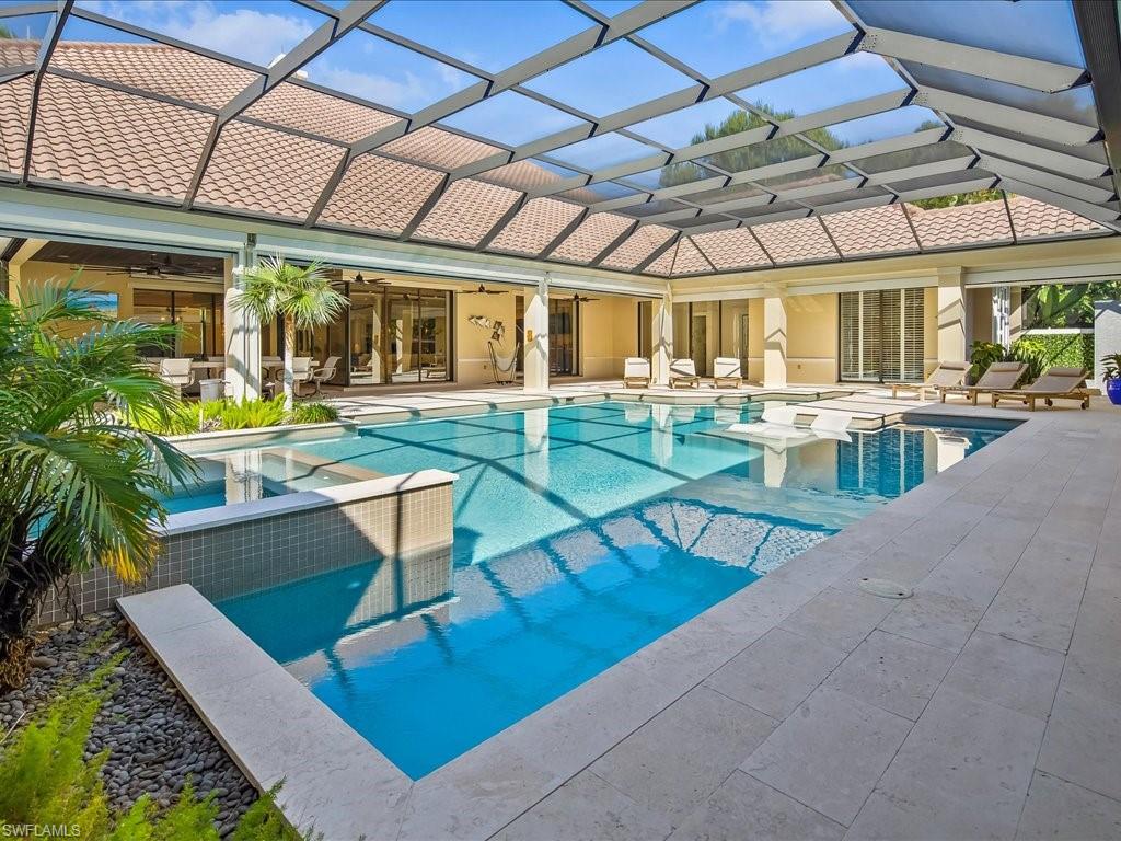 656 Hickory RD, NAPLES