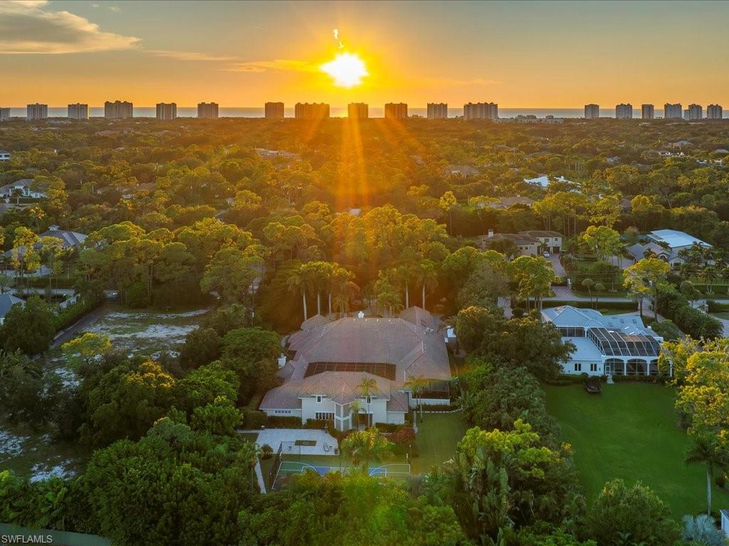 656 Hickory RD, NAPLES