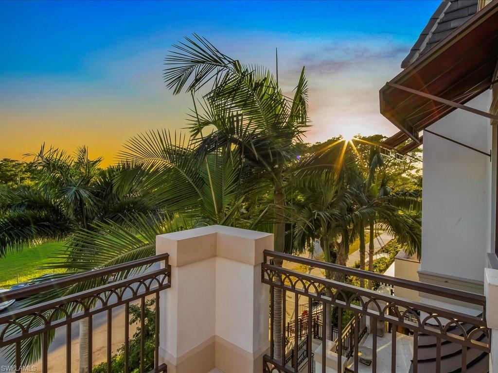 745 12th AVE S # 102