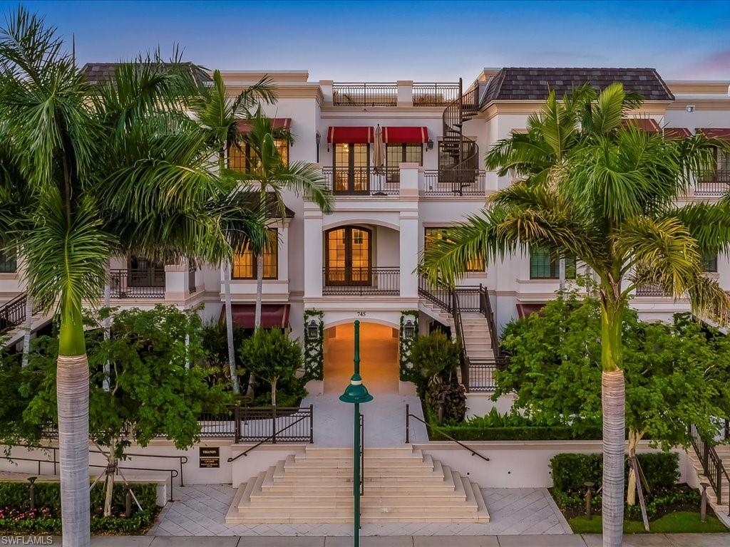 745 12th AVE S # 102