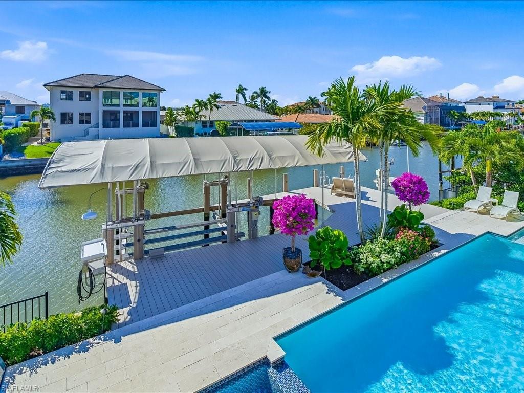 360 Heron AVE