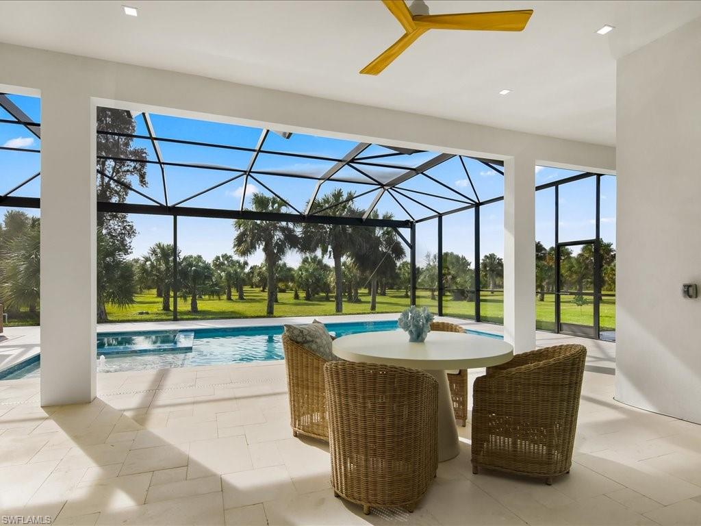 424 Shady Hollow BLVD W