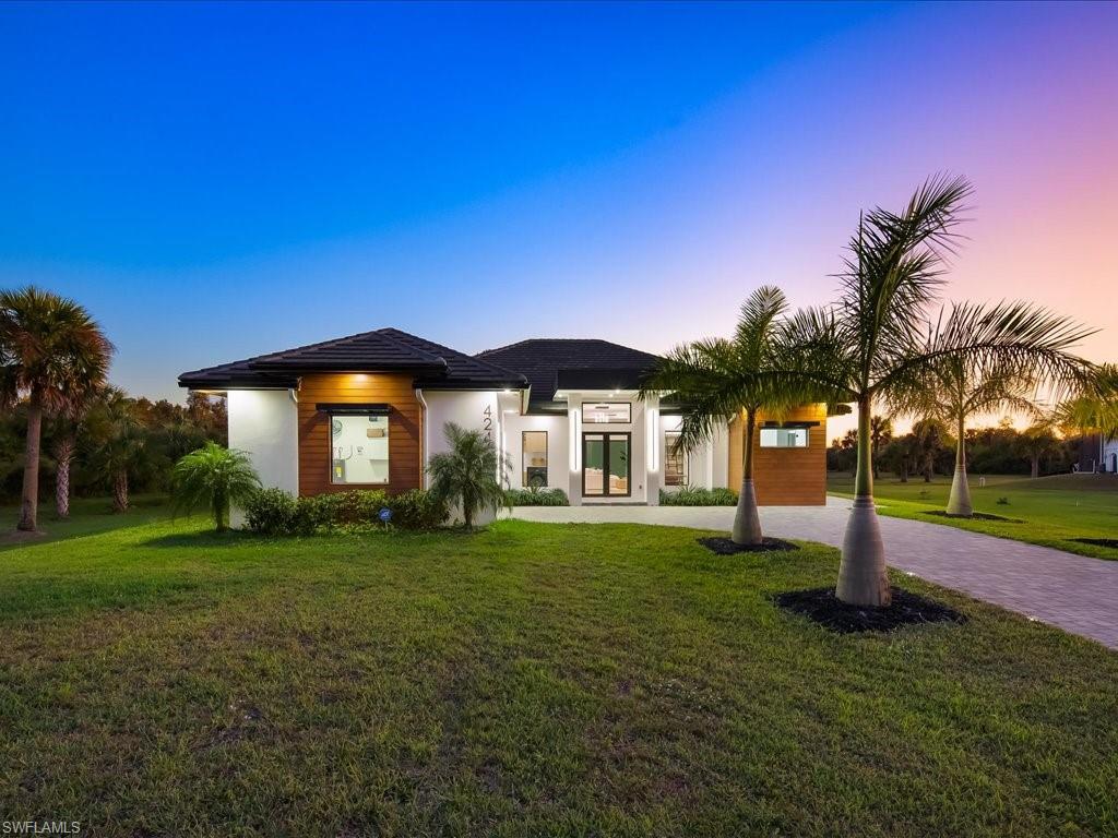 424 Shady Hollow BLVD W