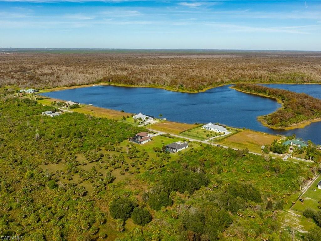 424 Shady Hollow BLVD W